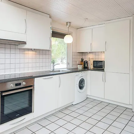 4 Person In Feriehus Blåvand